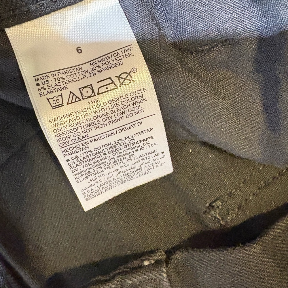Old Navy Women’s Black Extra High Rise 360 Stretch Trouser Flare Jeans Size 6 - Picture 9 of 14